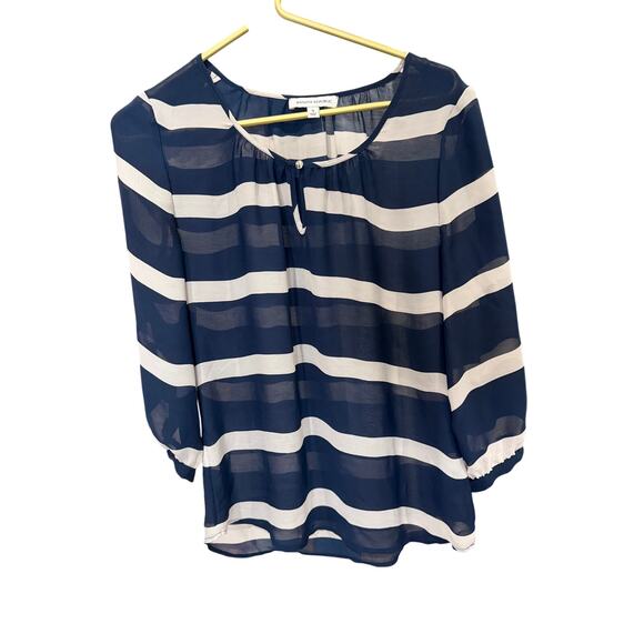 Banana Republic Navy White Stripe Scoop Neck Top Size S EUC ✨ - Picture 3 of 5